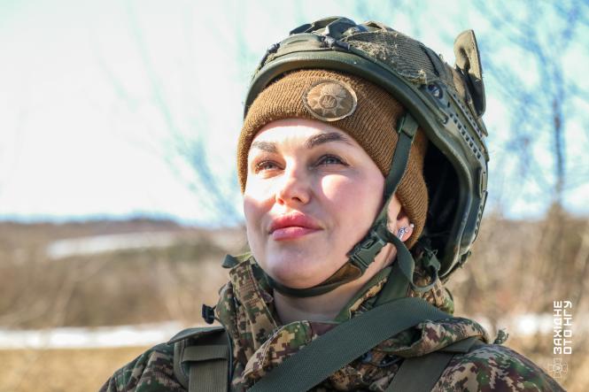 Новини Вінниці - фото з Командирка з «вушками» на шоломі: як військова Ірина Пристаєвич полює на «шахеди» у небі