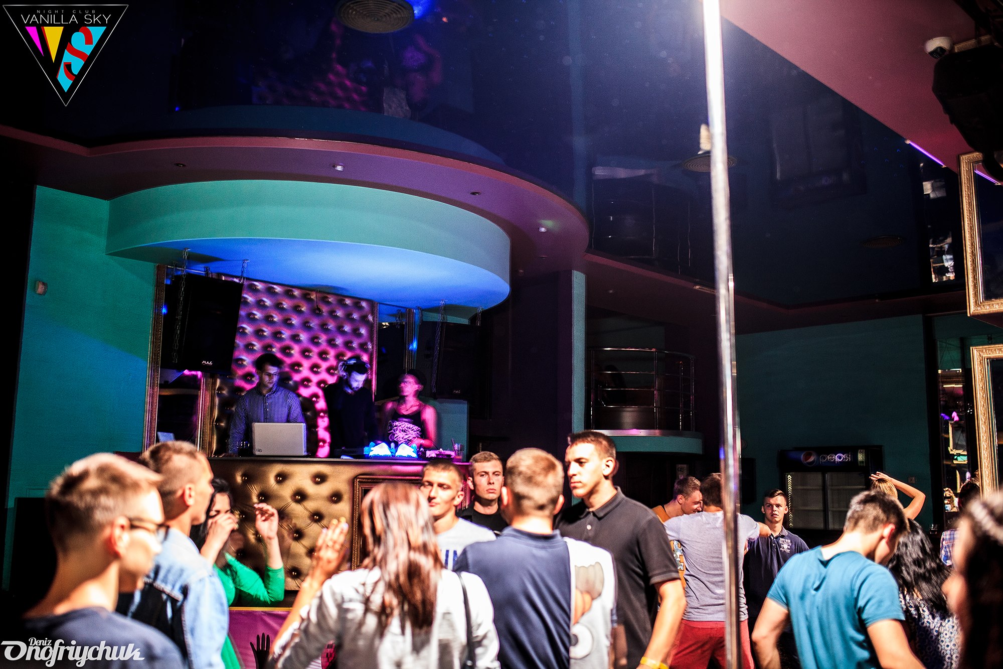 Новини Хмельницького - фото з «Токіо», «Шторм» та інші: яким було нічне життя Хмельницького у минулому