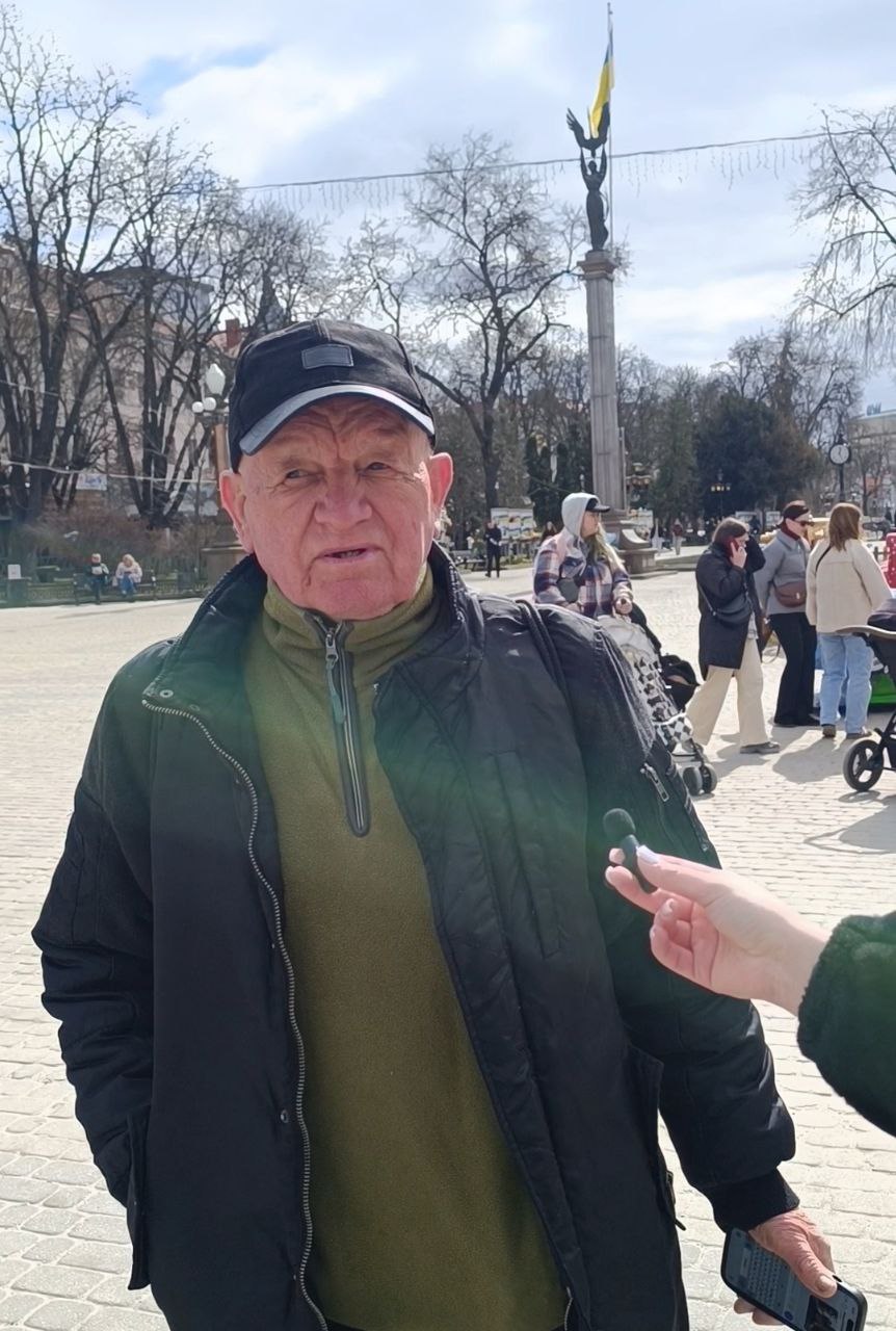 У центрі Тернополя заборонили електросамокати і мопеди: що кажуть містяни (ОПИТУВАННЯ)