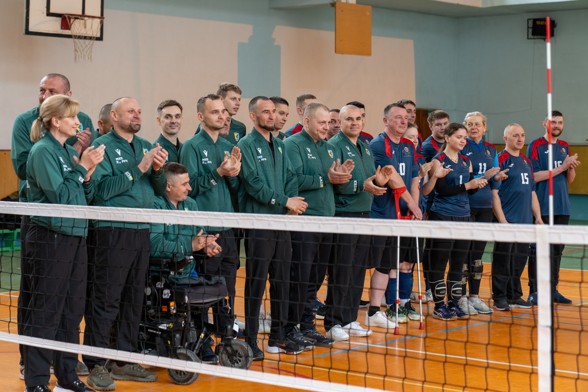 У Тернополі стартували змагання з волейболу сидячи серед ветеранів