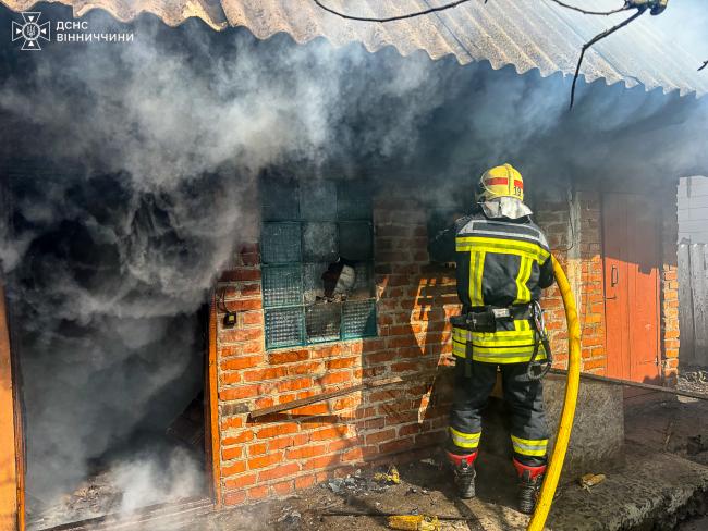 Новини Вінниці - фото з Через недопалок на Ямпільщині загинув 65-річний чоловік. Ще вісім пожеж сталися в області