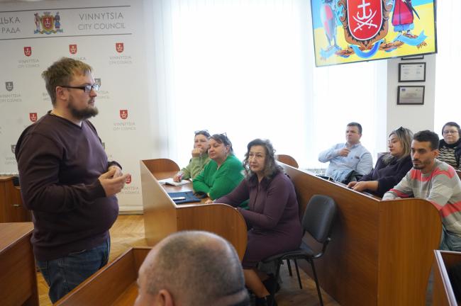 Новини Вінниці - фото з Зарядка для електрокарів прямо у дворі багатоповерхівок? У Вінниці обговорюють новий пілотний проєкт