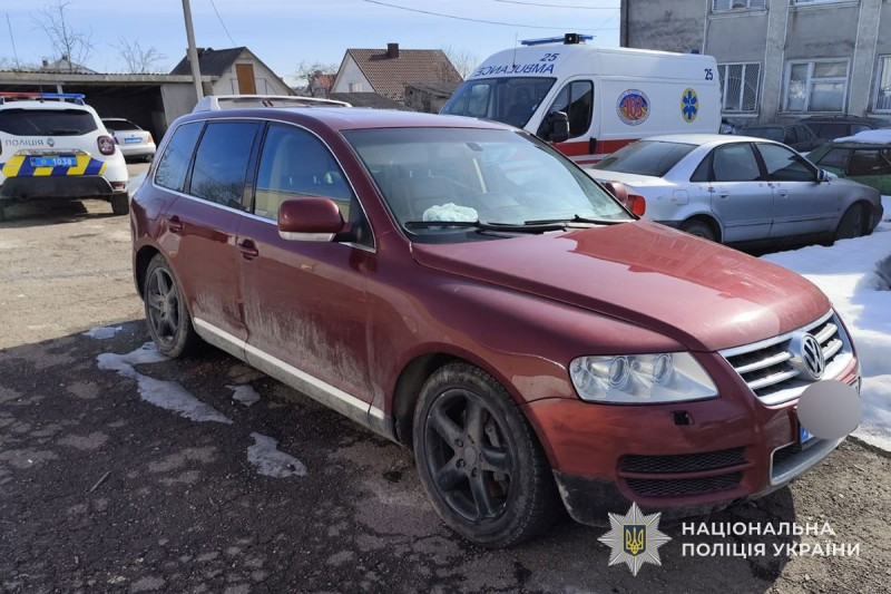 Новини Тернополя - фото з Авто, яке фігурувало у кримінальній справі, передали з Тернополя на потреби військових