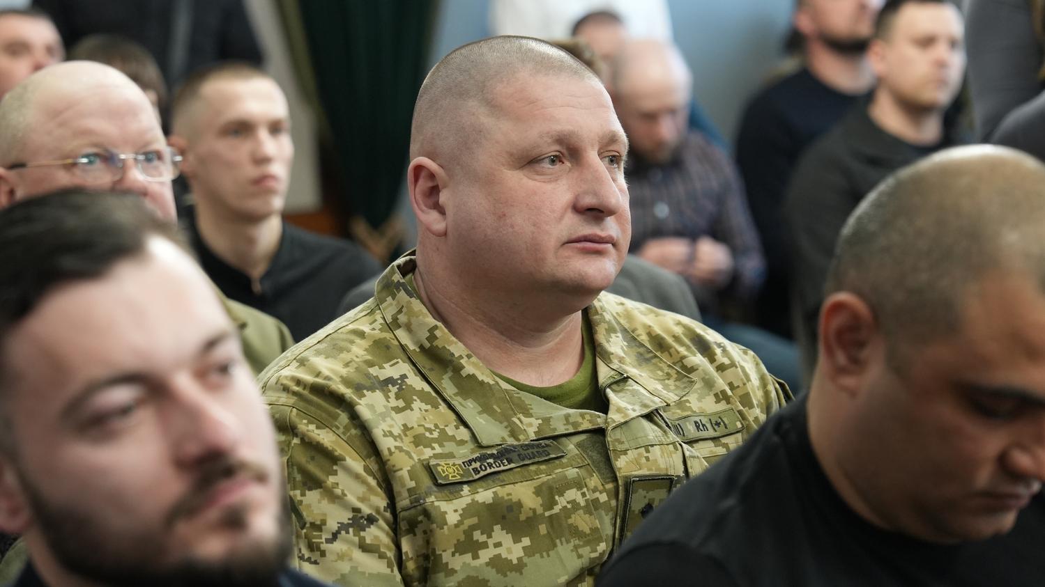 Новини Житомира - фото з У міській раді з нагоди Дня Національної гвардії України відзначили нацгвардійців