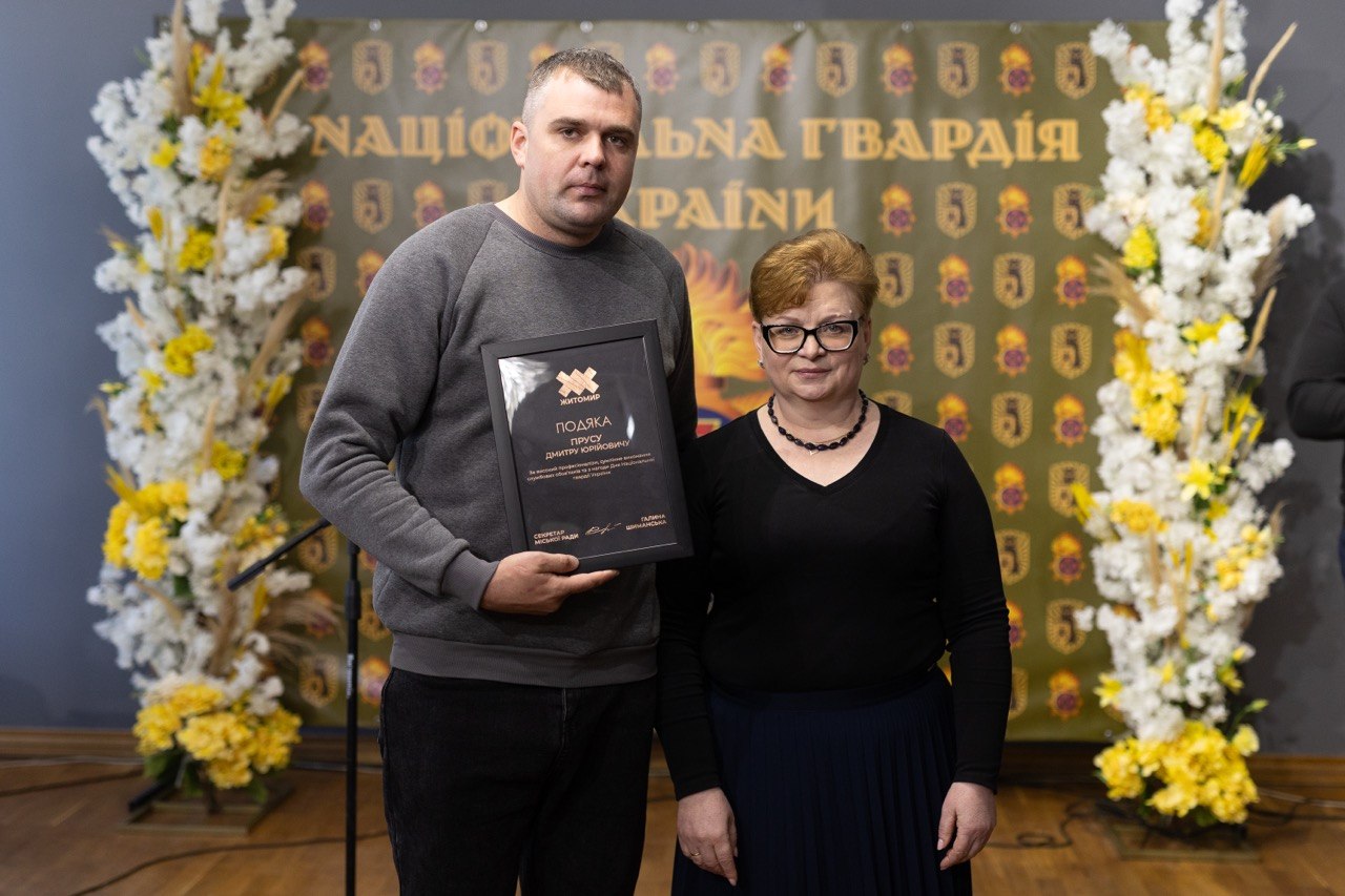 Новини Житомира - фото з У міській раді з нагоди Дня Національної гвардії України відзначили нацгвардійців