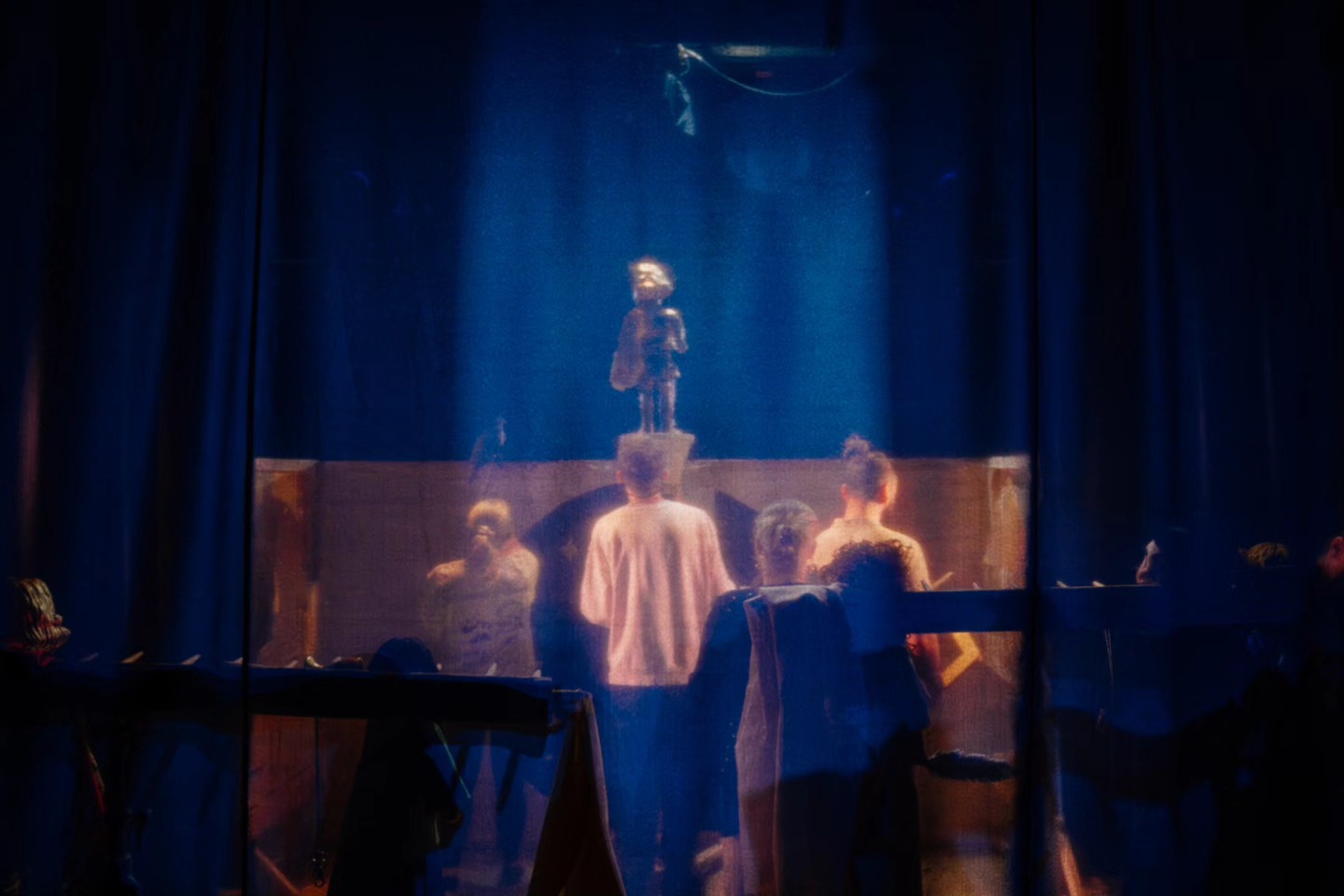 Новини Вінниці - фото з Про справжнє щастя! Вінницький театр ляльок запрошує на прем’єру глибокої казки-притчі за твором Оскара Уайльда