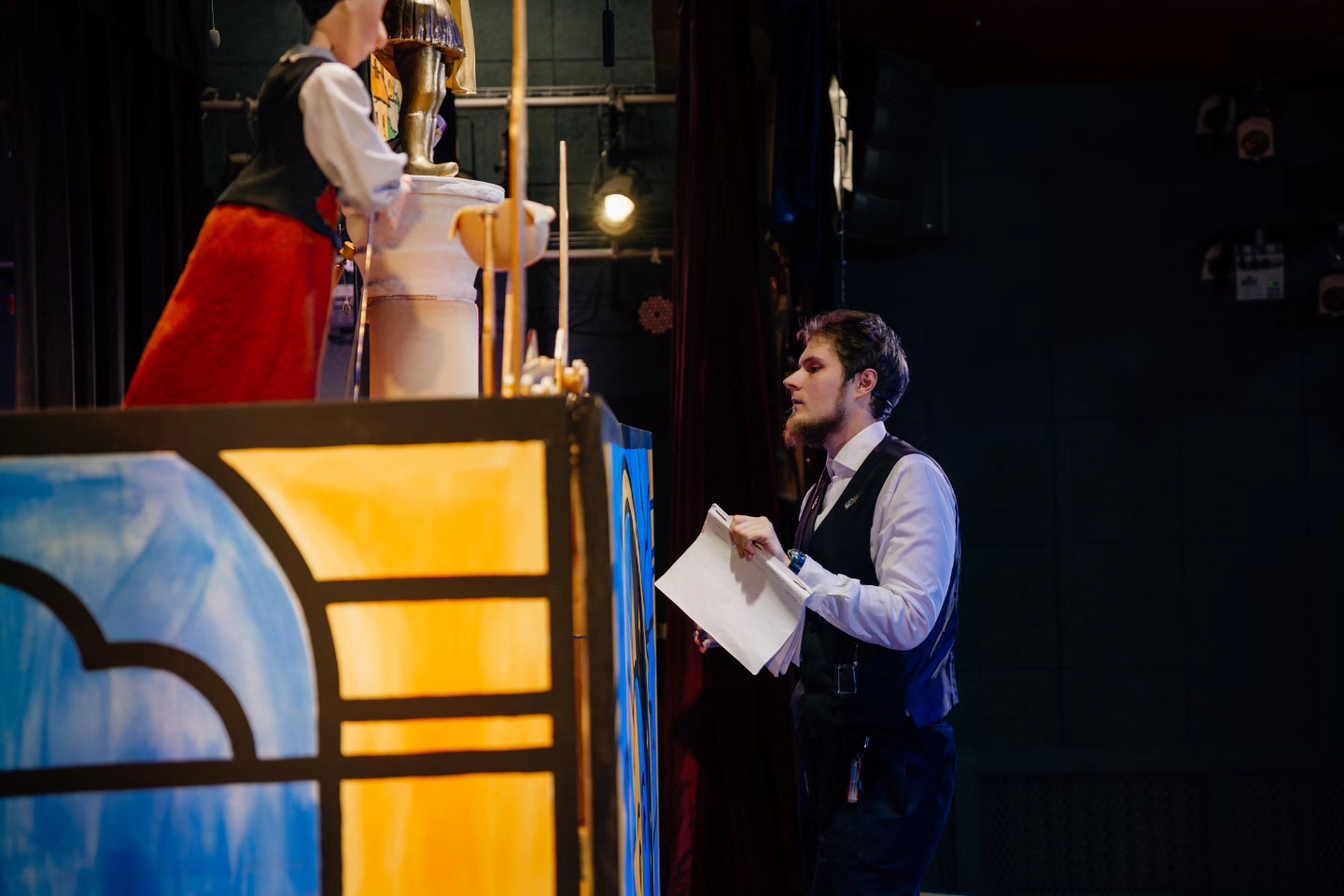 Новини Вінниці - фото з Про справжнє щастя! Вінницький театр ляльок запрошує на прем’єру глибокої казки-притчі за твором Оскара Уайльда