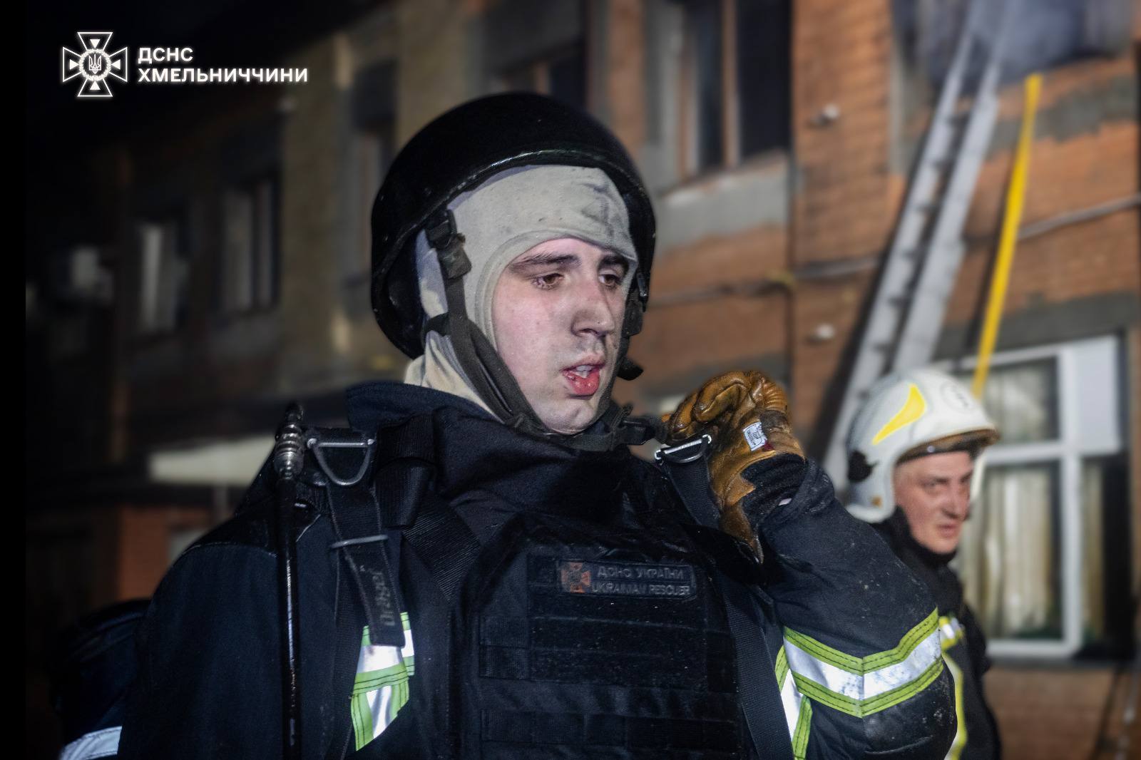 Новини Хмельницького - фото з Під прицілом — підприємства: що відомо про атаку на Хмельницький ліквідація наслідків атаки на Хмельницький 1 квітня 2026 року