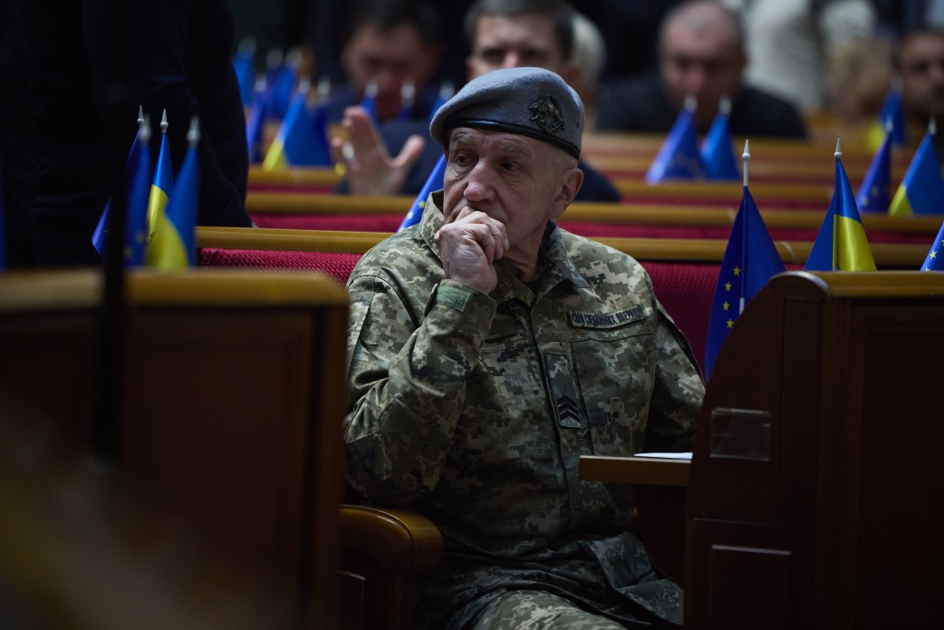 Віктор Ільчун на нагородженні, фото Офісу Президента