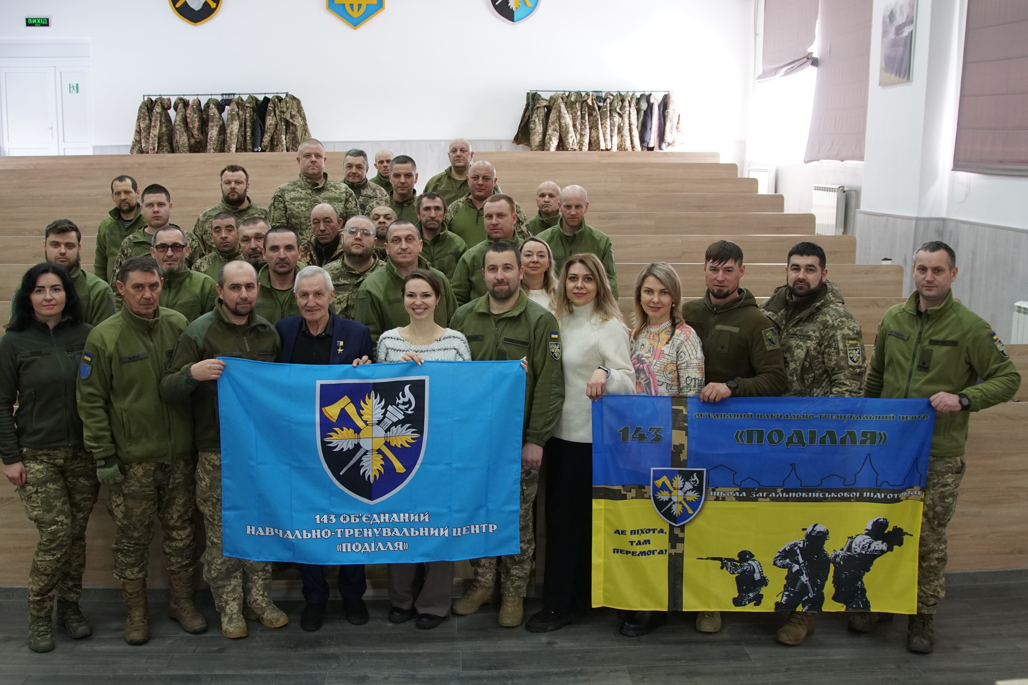 Віктор Ільчун на зустрічі з військовими, фото 143 об'єднаного навчально-тренувального центру