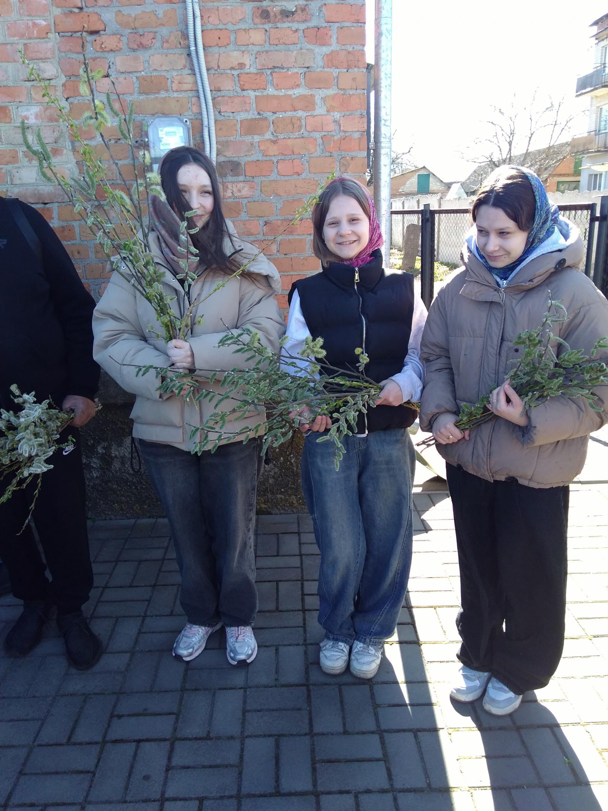 Новини Козятина - фото з «Будь великий, як верба, а здоровий, як вода», З Вербною неділею