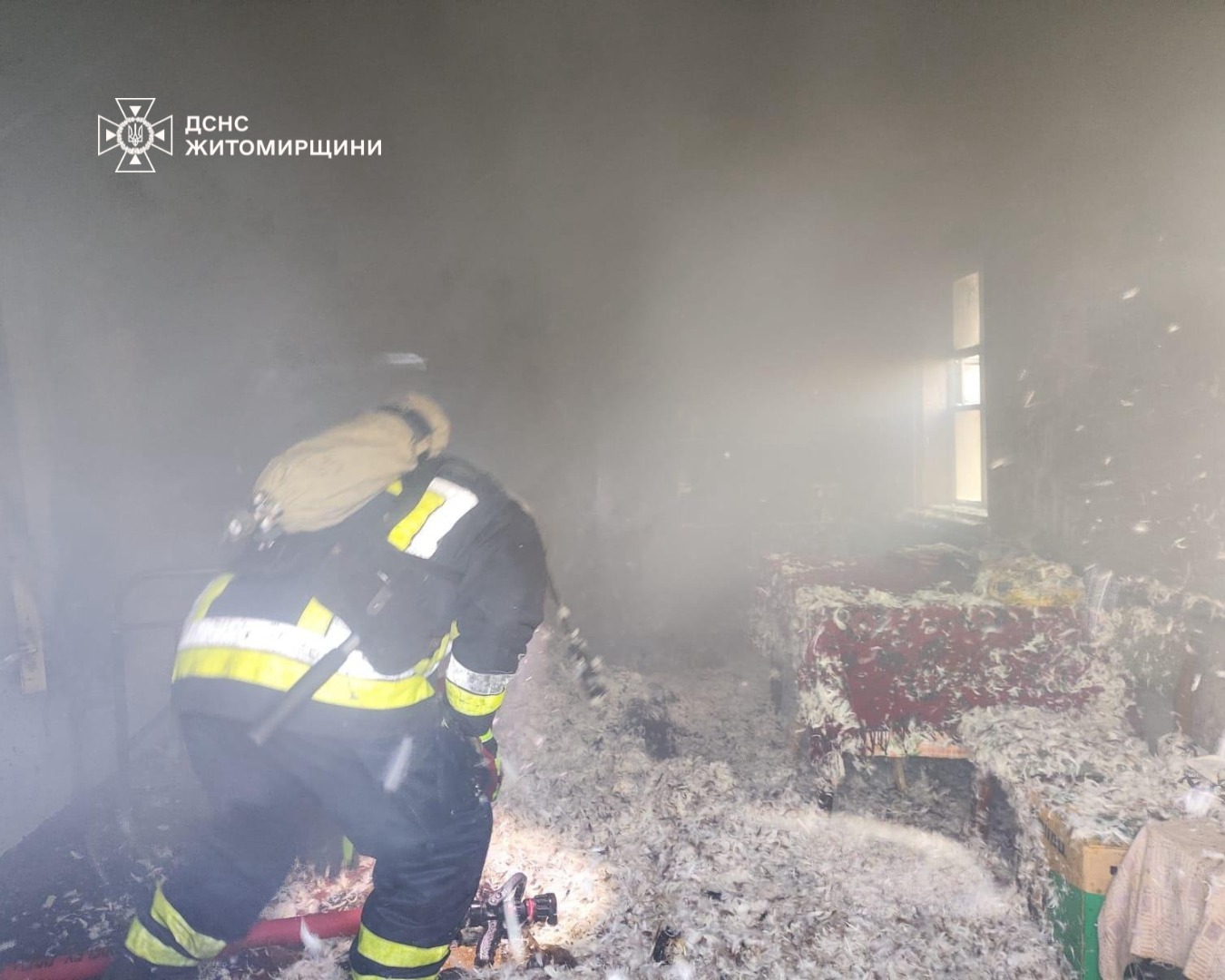 Новини Житомира - фото з У Бердичівському районі на пожежі постраждали двоє людей