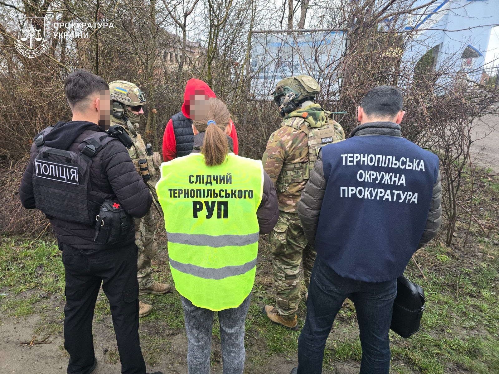 Новини Тернополя - фото з У Тернополі затримали чоловіка під час отримання 3000 доларів за «вплив» на ТЦК