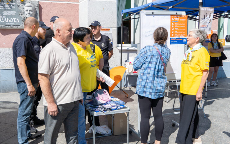 Новини Житомира - фото з На Михайлівській відбувся інформаційно-просвітницький захід до Всесвітнього дня боротьби з торгівлею людьми