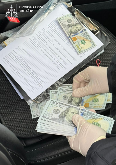 Новини Вінниці - фото з У Вінниці адвокат вимагав $7000 у військового, чий батько загинув на фронті