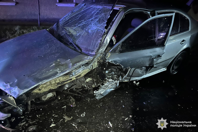 Новини Вінниці - фото з Двоє людей потрапили до лікарні через зіткнення Audi та Skoda у центрі міста