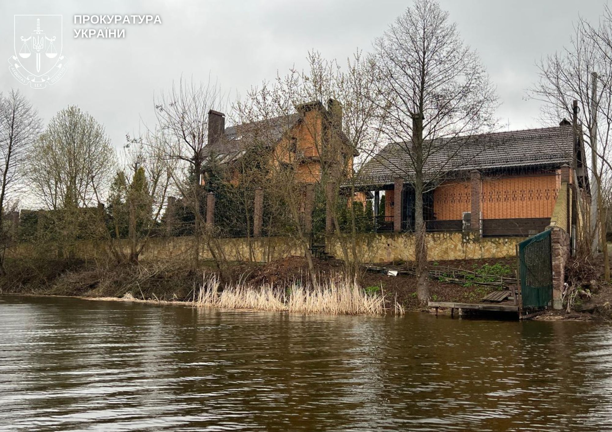 Новини Житомира - фото з Прокуратура продовжує вживати заходи з метою забезпечення безперешкодного доступу громадян до водних об’єктів