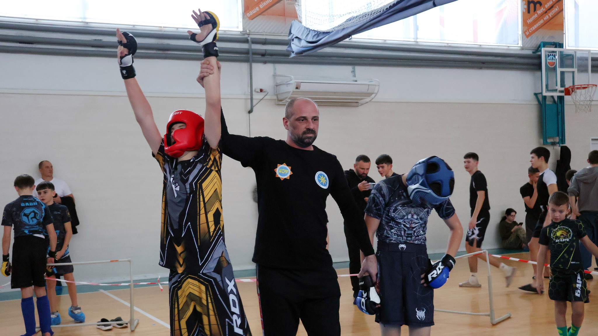 Новини Вінниці - фото з Борня, шаблі та пам’ять героїв: як чемпіонат з козацького двобою у Вінниці може допомогти ветеранам?