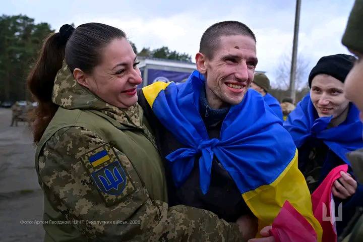 Новини Тернополя - фото з Молився тричі на день у полоні, щоб зустріти Великдень удома: історія військового Петра Базара