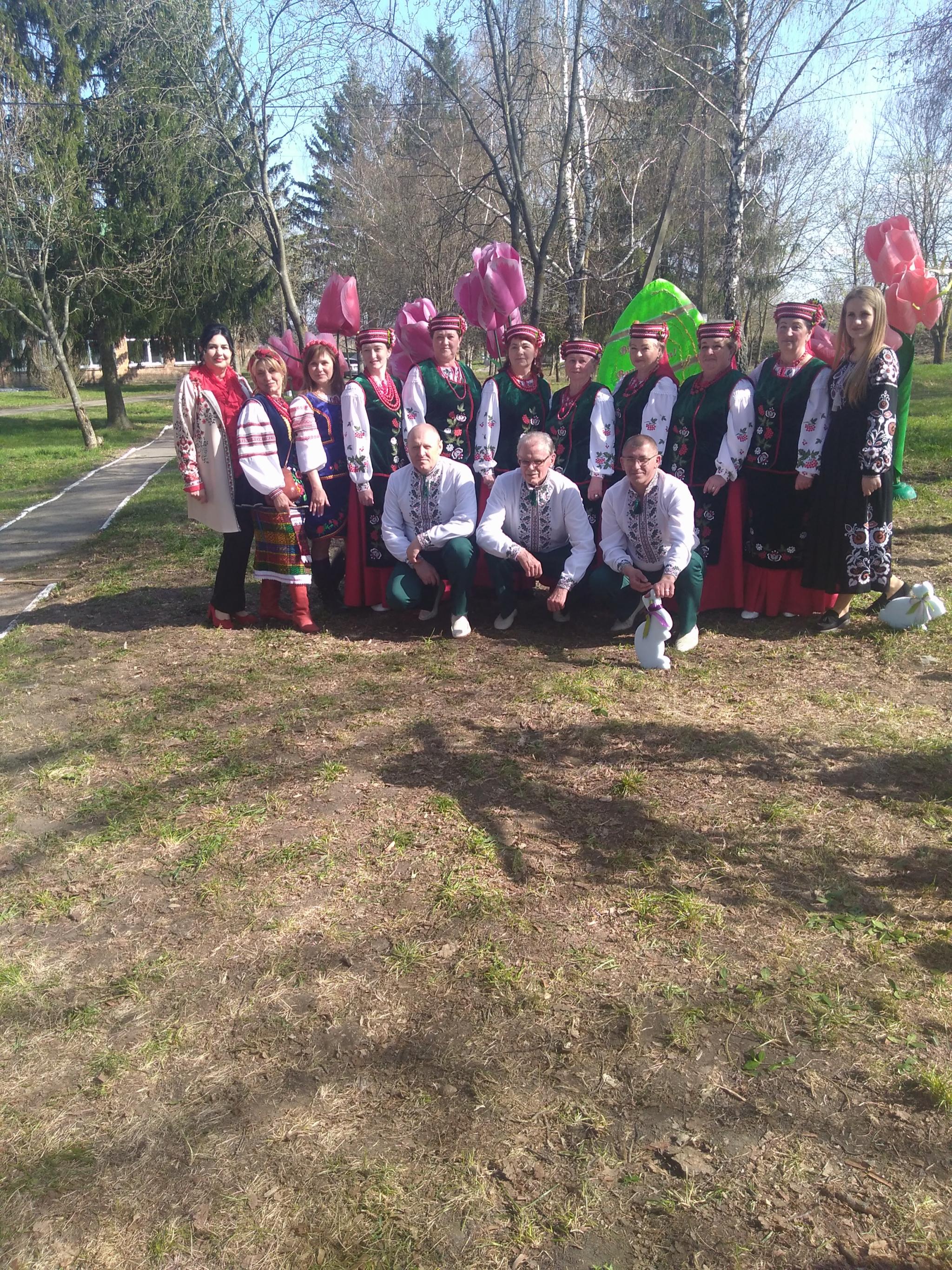 Новини Козятина - фото з Гуляй громадо! Ярмарок талантів на 3-му фестивалі народної творчості у Вернигородку