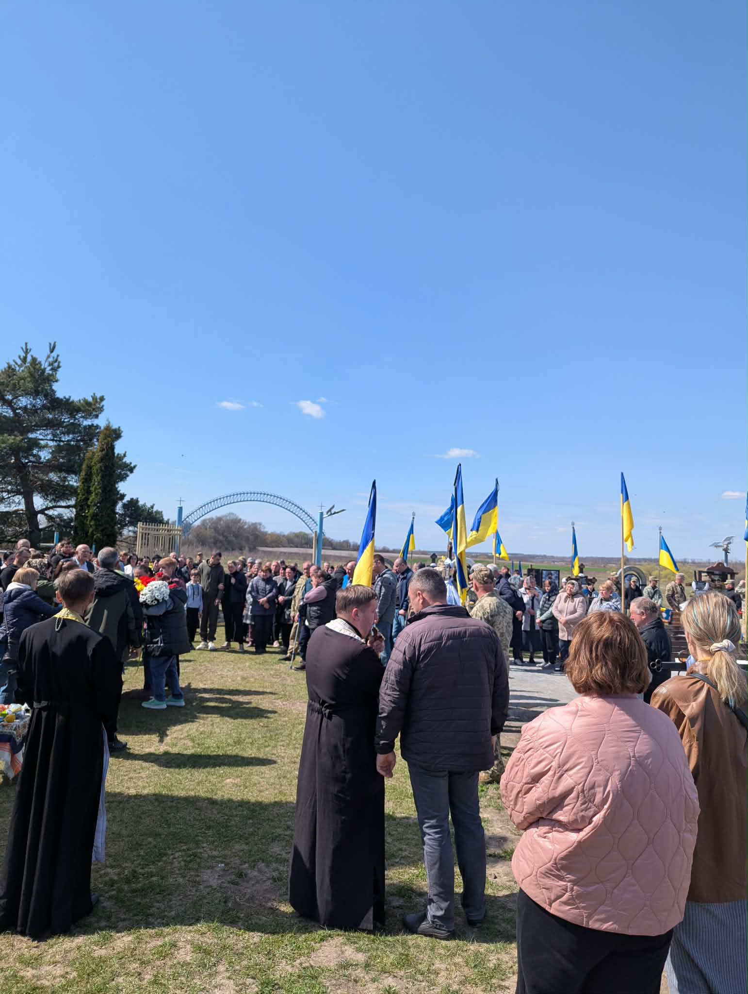 Новини Козятина - фото з Олександр своєї сім’ї не мав та палко любив своїх 9 похресників