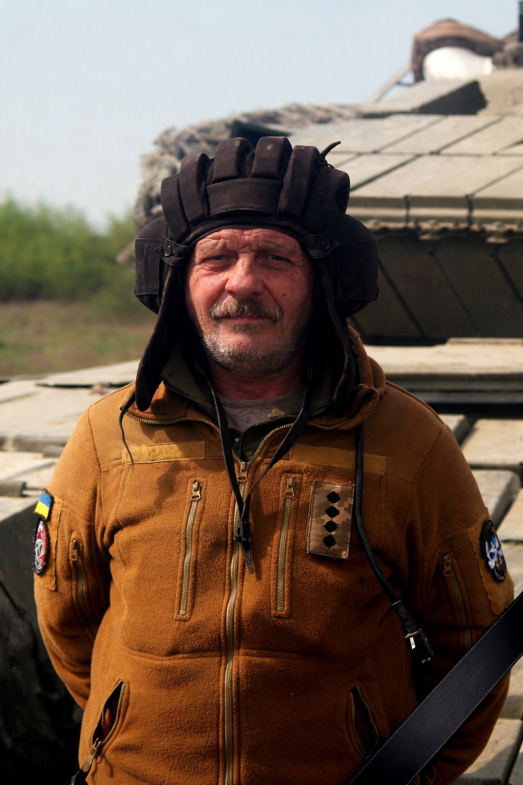 Новини Хмельницького - фото з На щиті повертаються четверо воїнів з Хмельниччини: Борис Єдинак, Андрій Назарчук, Олександр Ткачук та Сергій Панамарчук Борис Єдинак