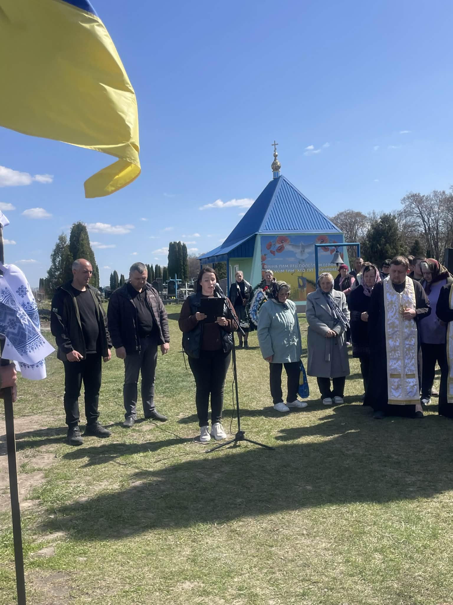 Новини Козятина - фото з Олександр своєї сім’ї не мав та палко любив своїх 9 похресників