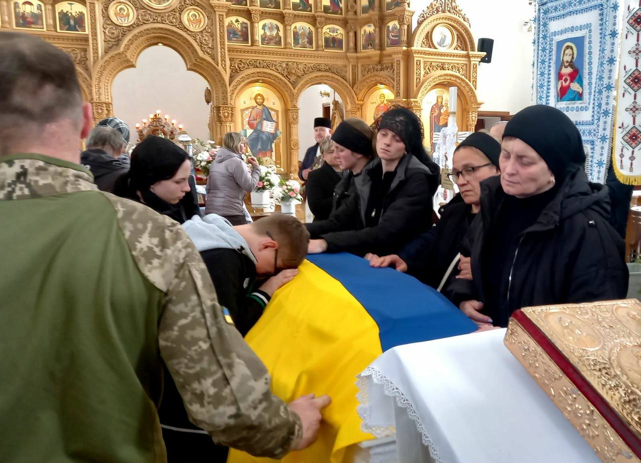 Новини Тернополя - фото з «Мамо, мені тут добре, не плачте»: історія 26-річного захисника Богдана Ковальчука, який повернувся «На щиті»