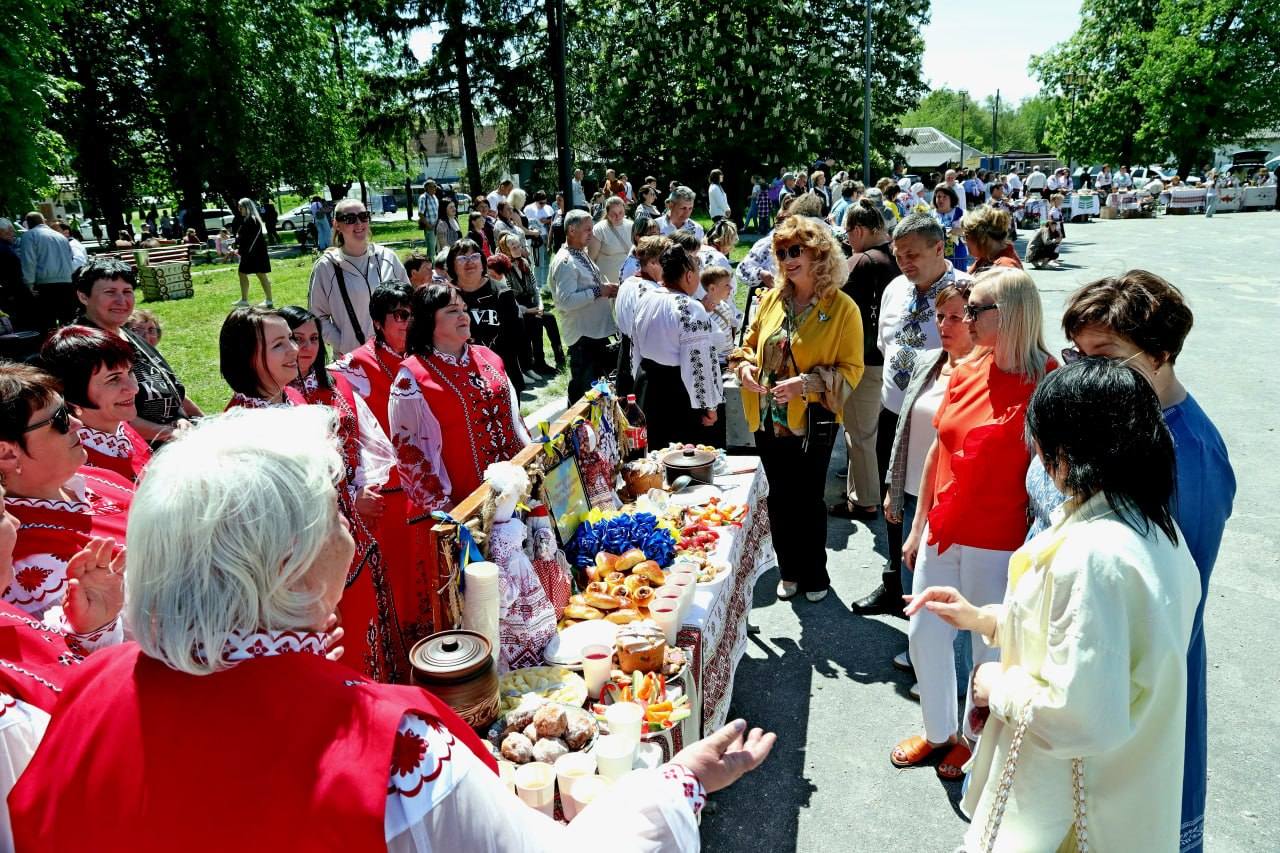 Новини Козятина - фото з У кухарок золоті руки, а в артистів — голоси. Фестиваль колотухи перевершив очікування