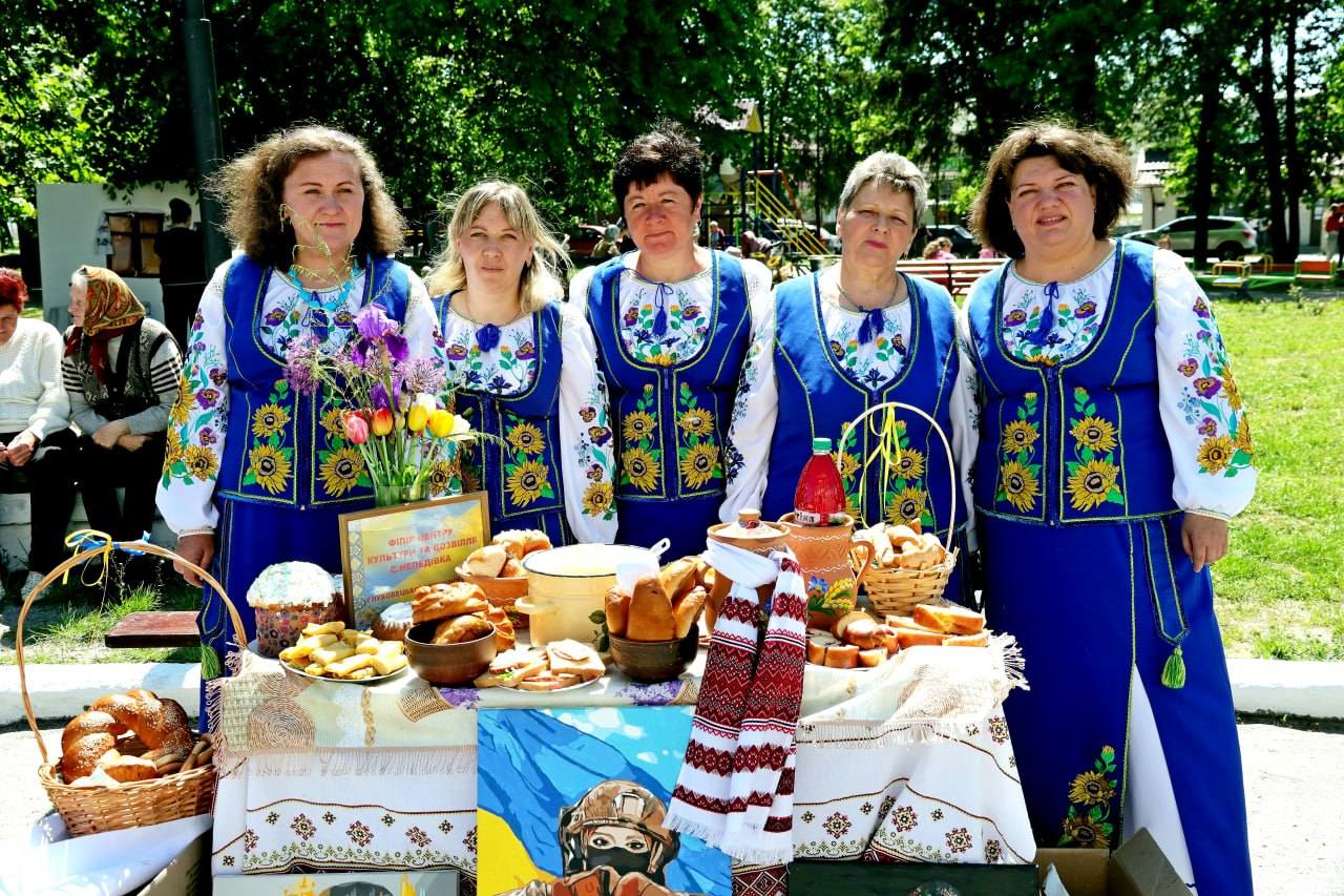 Новини Козятина - фото з У кухарок золоті руки, а в артистів — голоси. Фестиваль колотухи перевершив очікування