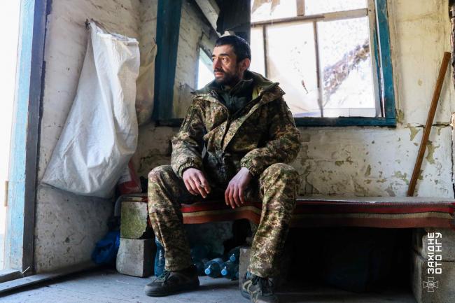 Новини Вінниці - фото з «Після повернення з позицій треба відновитися». Бійці вінницького 40-го полку показали свій побут на фронті