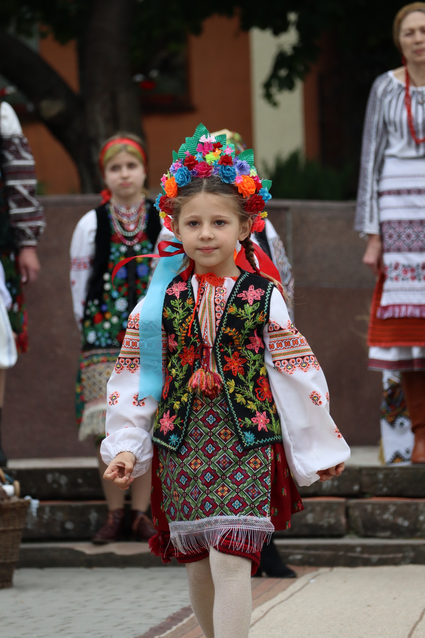 Новини Тернополя - фото з У Бережанах дефілювали у старовинних строях з 17 сіл громади