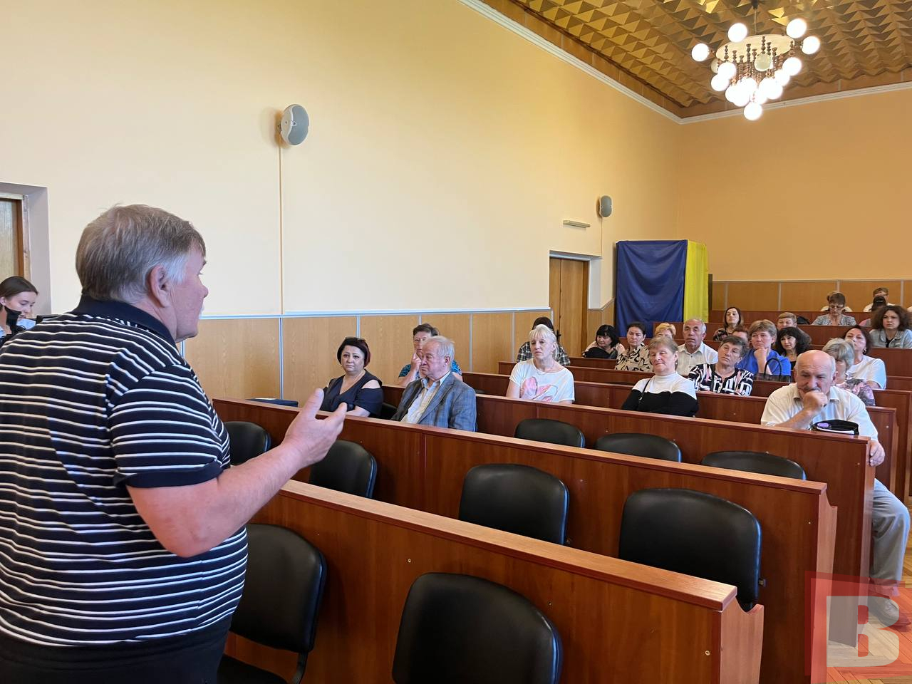Новини Хмельницького - фото з Долю хмельницької ЦРЛ мали вирішити на сесії райради: чому вона не відбулась