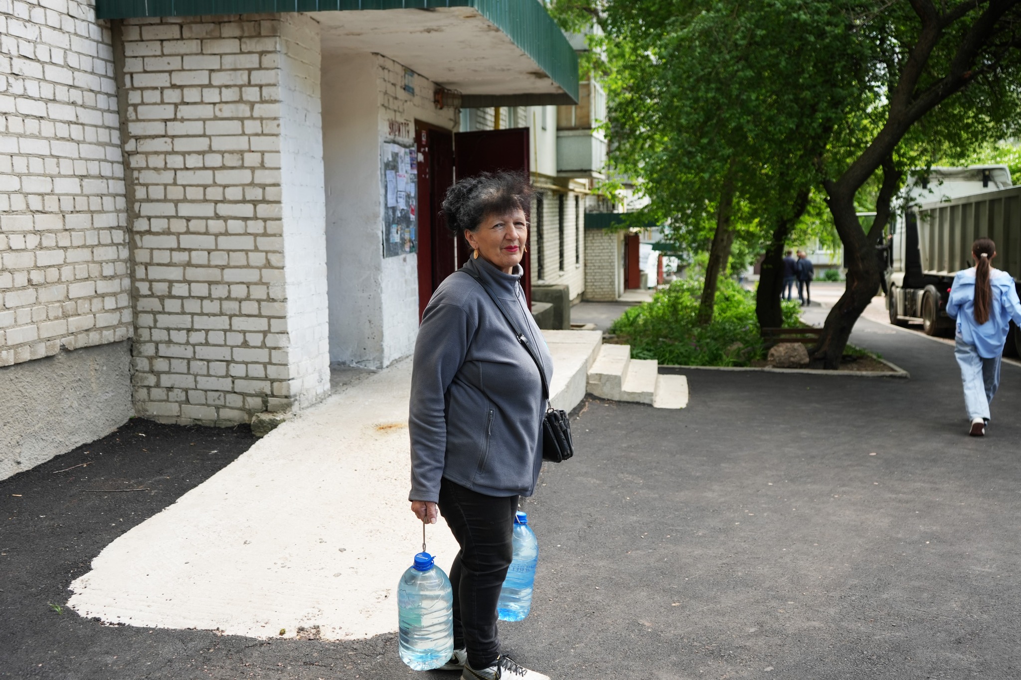 Новини Житомира - фото з На вулиці Вітрука, 42/7 триває капітальний ремонт прибудинкової території