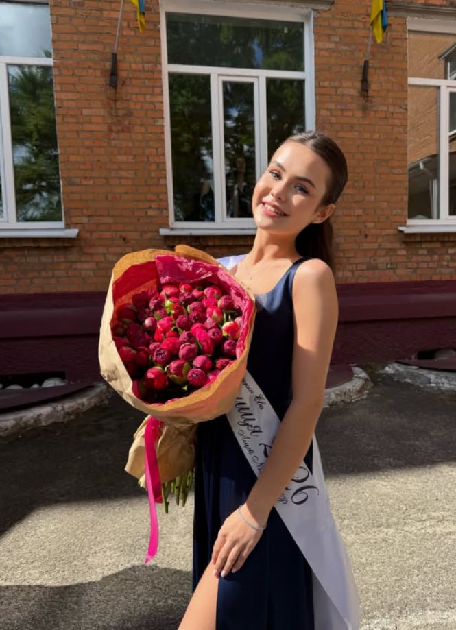 Новини Хмельницького - фото з Хмельничани і «Останній дзвоник»: чим ділились у соцмережах цього дня