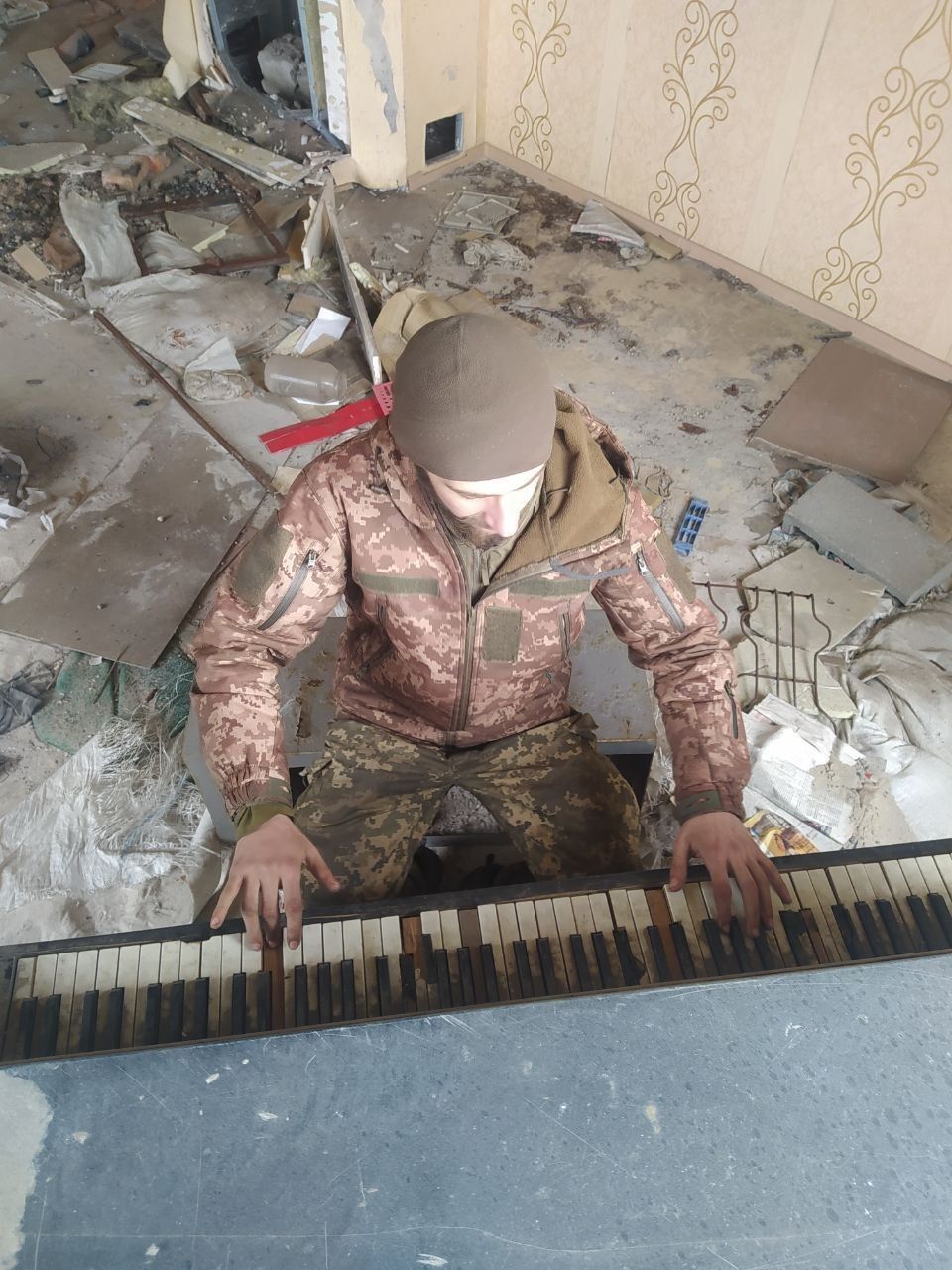Новини Вінниці - фото з Мати купила три квартири за гроші сина, поки той був у полоні: на чиєму боці закон — коментар адвоката