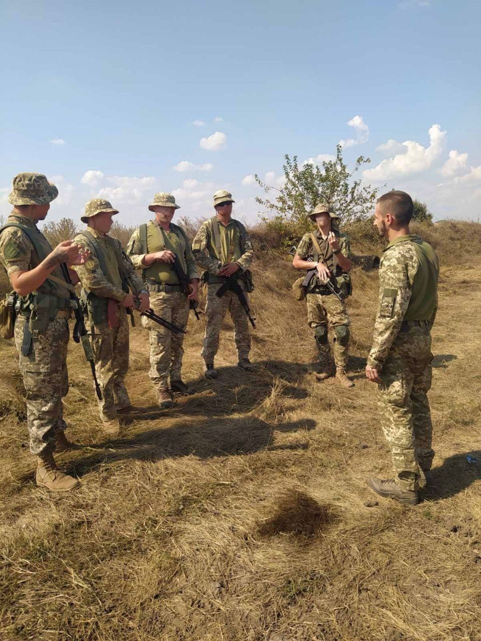Новини Вінниці - фото з Мати купила три квартири за гроші сина, поки той був у полоні: на чиєму боці закон — коментар адвоката