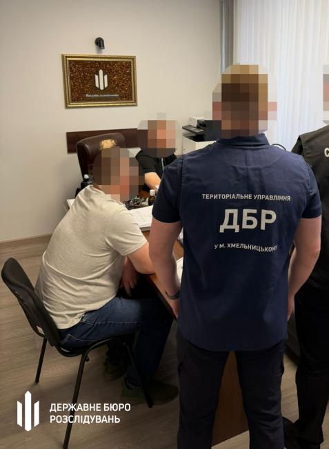 Новини Вінниці - фото з У ТЦК на Вінниччині вносили фіктивні дані в «Оберіг»: ДБР повідомило про підозру двом посадовцям