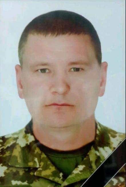 Новини Вінниці - фото з У Гайсині родинам загиблих воїнів передали державні нагороди