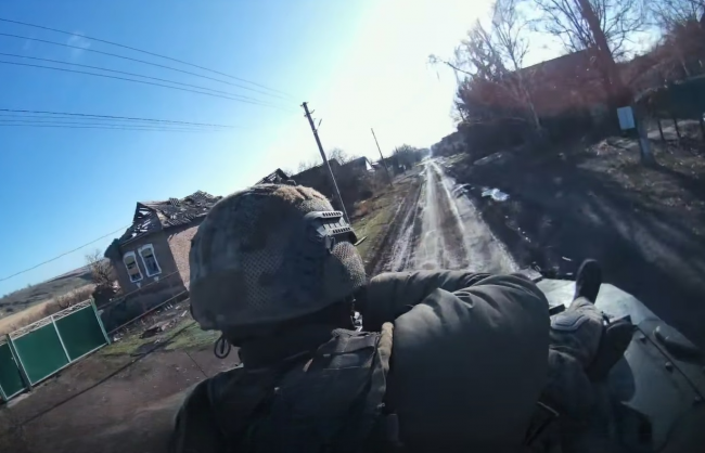 Новини Вінниці - фото з «Хотів навчати дітей, а довелося взяти зброю»: історія вчителя, який став розвідником бригади «Червона Калина»