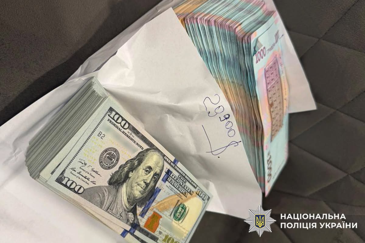Новини Хмельницького - фото з $3 500 за відстрочку: на Хмельниччині викрили схему ухилення від служби
