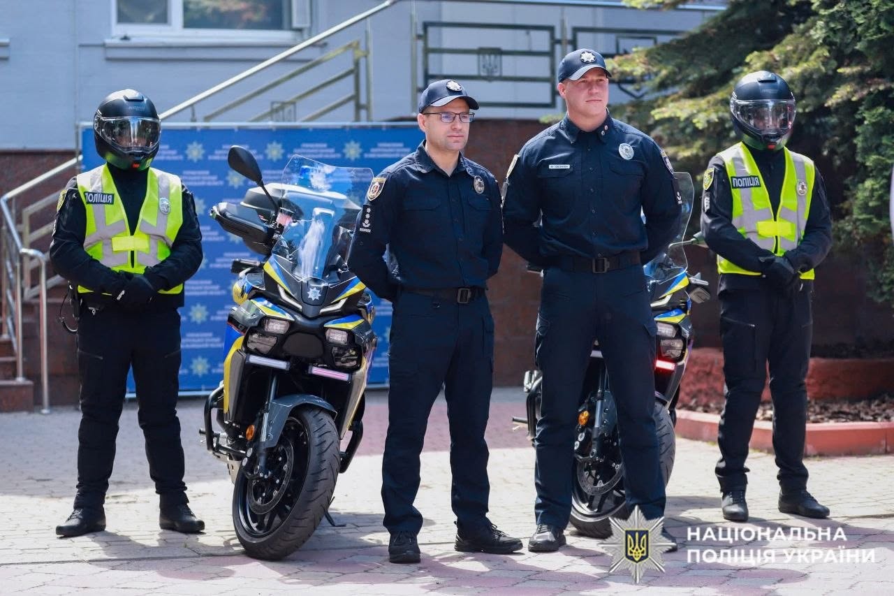 Новини Хмельницького - фото з У Хмельницькому патрулюватимуть поліцейські на мотоциклах