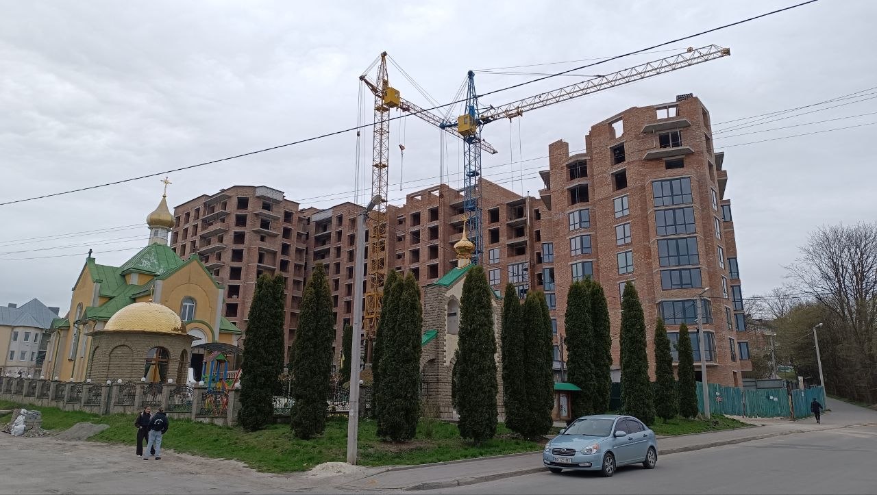 Новини Тернополя - фото з Святе місце — для «благословенного житла». Як у Тернополі на землях церков виростають багатоповерхівки