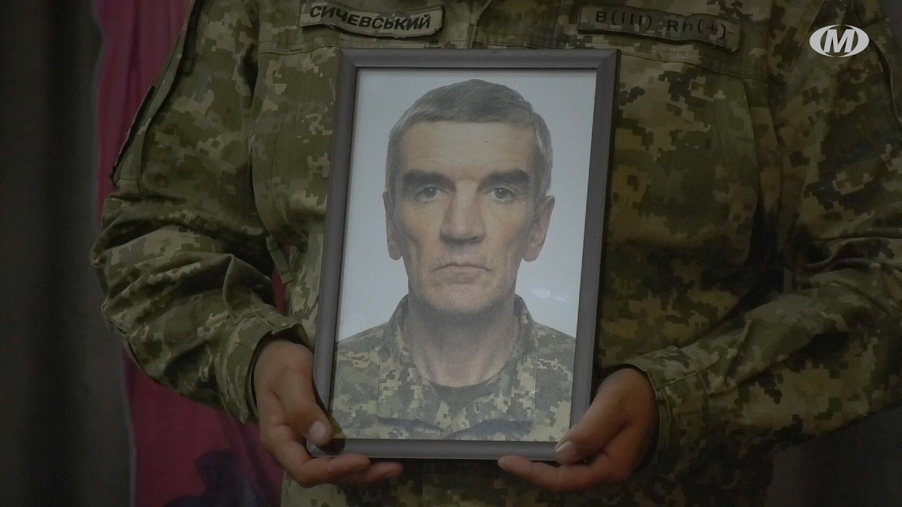 Новини Хмельницького - фото з У Хмельницький «на щиті» повернулось двоє воїнів: Геннадій Мардар та Антон Фірсов Антоном Фірсов