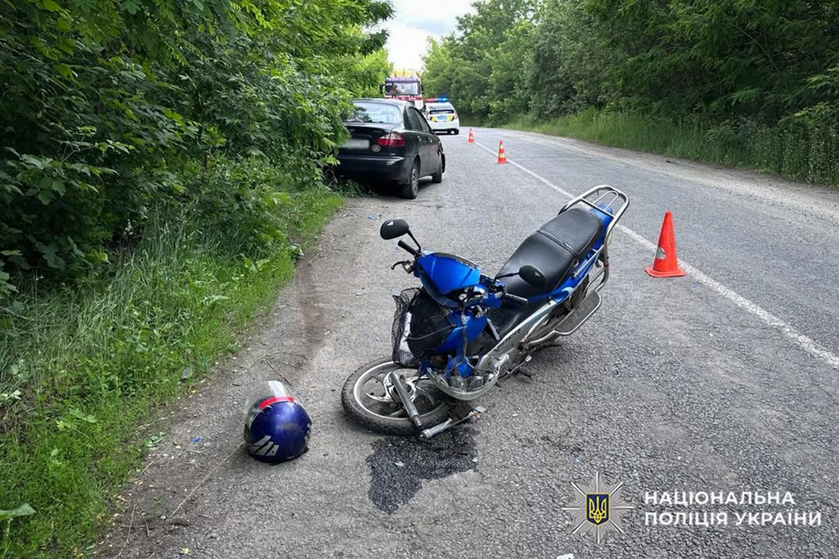 Новини Хмельницького - фото з На Хмельниччині сталися дві ДТП з мотоциклістами: обох госпіталізували