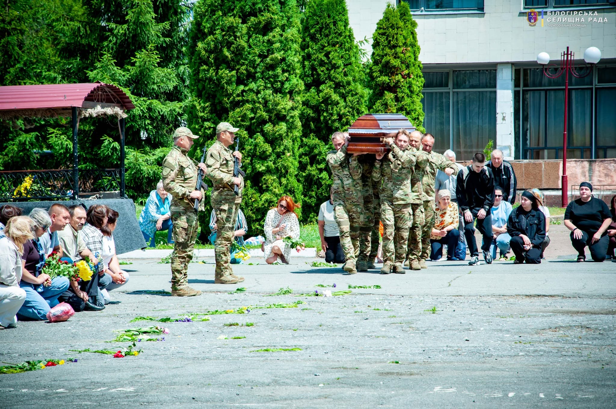 Новини Хмельницького - фото з На Хмельниччині попрощалися із поліцейським Іваном Борищуком
