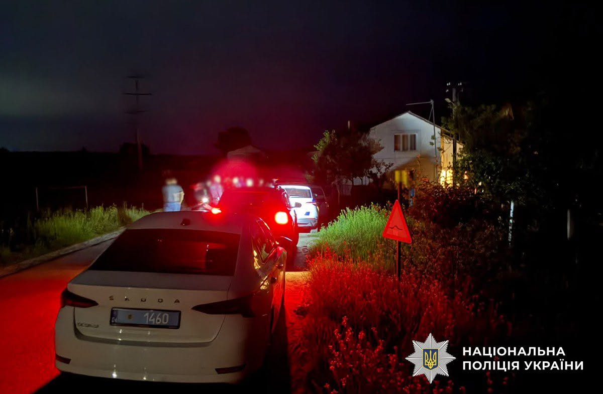 Новини Житомира - фото з У селі Слобода-Селець затримали підозрюваного в підпалі мотоцикла і будинку