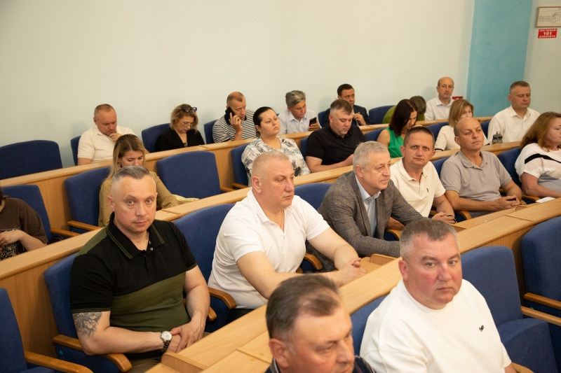Новини Вінниці - фото з Зростають тарифи «Вінницяоблводоканал»: обласна Рада та Вінницька міська рада готують програму компенсацій для населення (Пресслужба Вінницької обласної ради)
