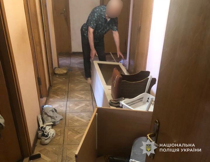 Новини Тернополя - фото з У Тернополі спецпризначенці та медики втихомирили агресивного чоловіка
