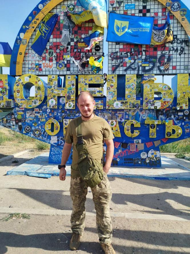 Новини Вінниці - фото з Лікував тварин, а після вторгнення став десантником — Вінниця прощається з Олександром Косюком